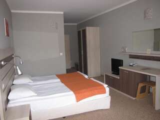Отель Blue Orange Beach Resort Созополь Двухместный номер с 1 кроватью или 2 отдельными кроватями и балконом-6